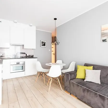 Apartment Center Jaglana Abcd With Parking Gdansk