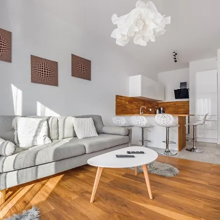 Apartment Center Jaglana Abcd With Parking *