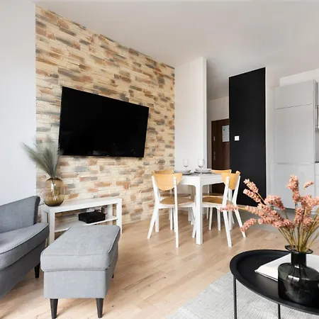 Apartment Center Jaglana Abcd With Parking *