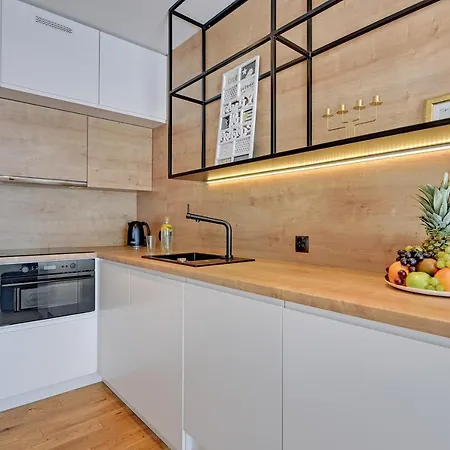 Apartmán Center Jaglana Abcd With Parking