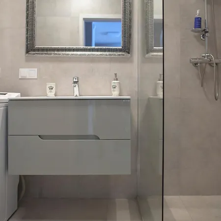 Apartmán Center Jaglana Abcd With Parking